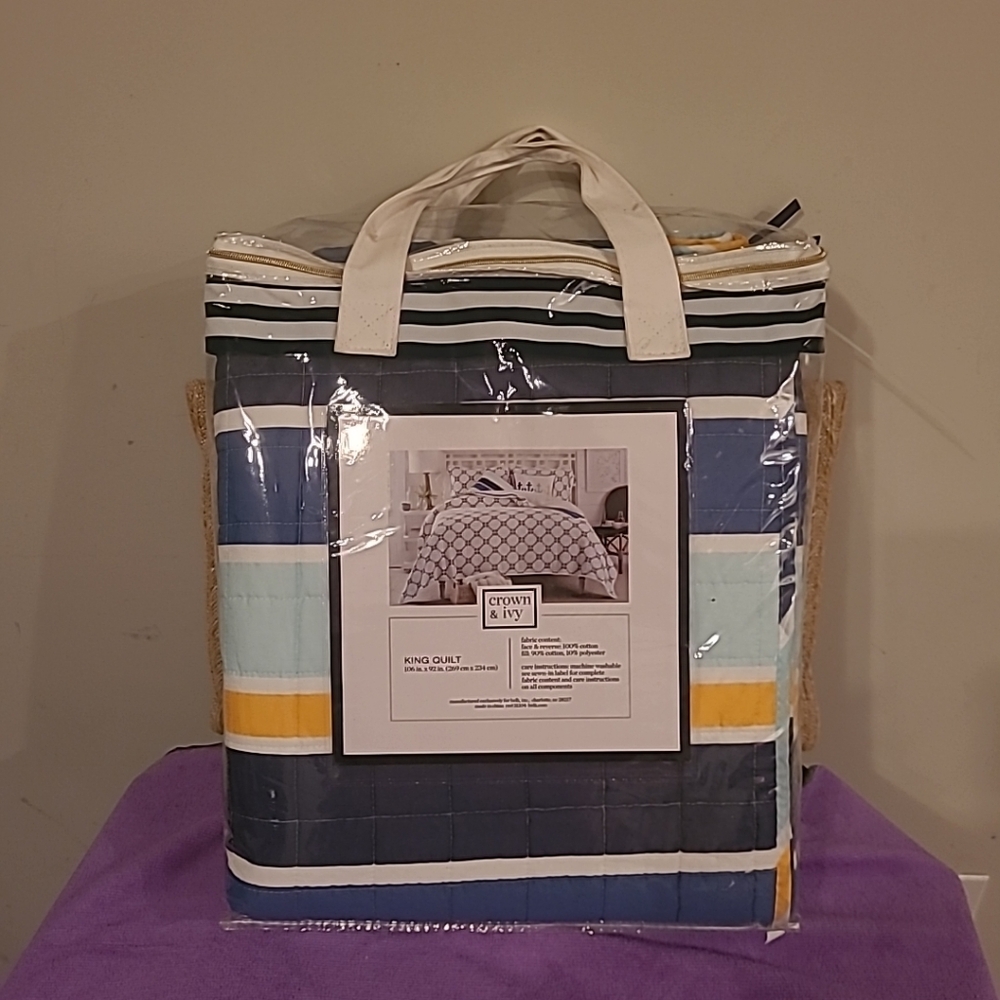 Crown And Ivy Beach Blues Reversible King Quilt